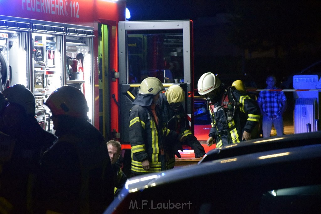 Feuer 2 Y Kellerbrand Koeln Ostheim Ruppinerstr P125.JPG - Miklos Laubert